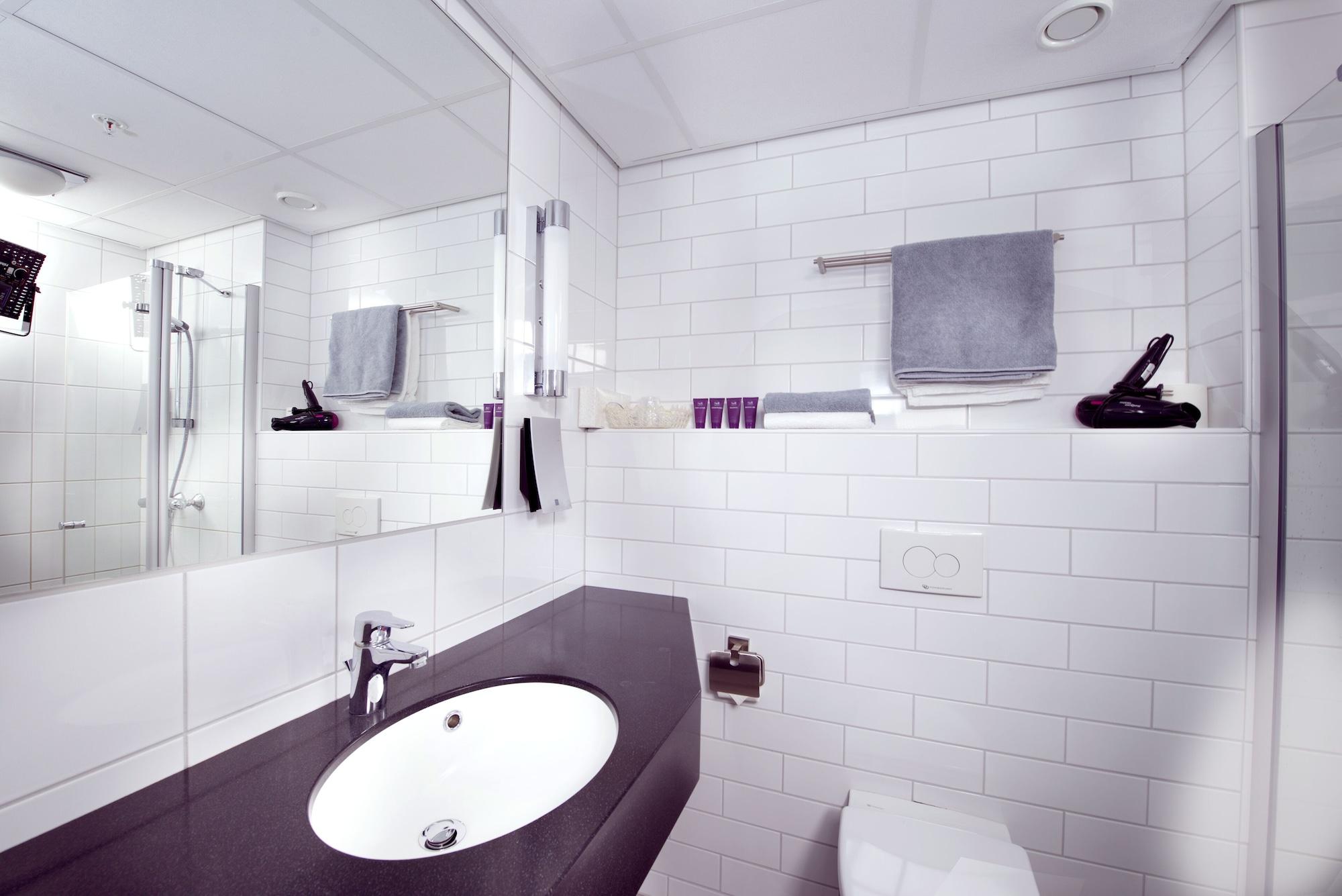 With Hotel Tromso
